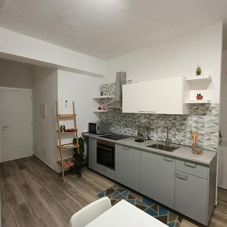 Appartamento Violet - Parma Zewnętrze zdjęcie