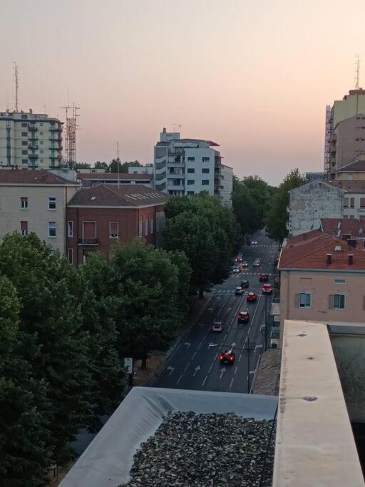 Appartamento Violet - Parma Zewnętrze zdjęcie
