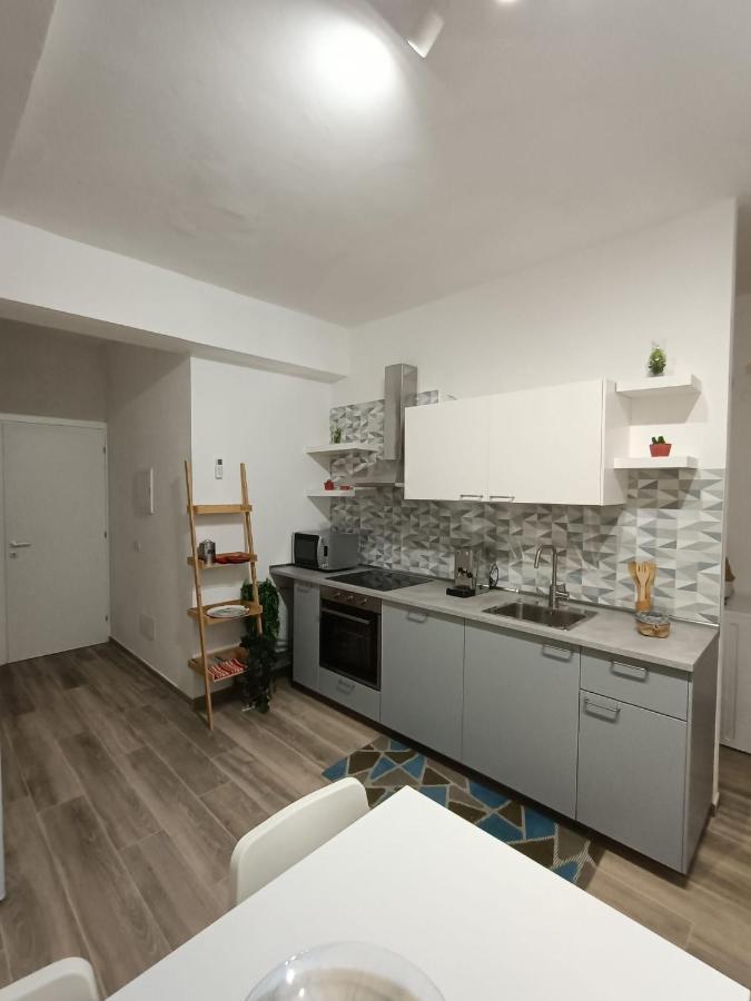 Appartamento Violet - Parma Zewnętrze zdjęcie